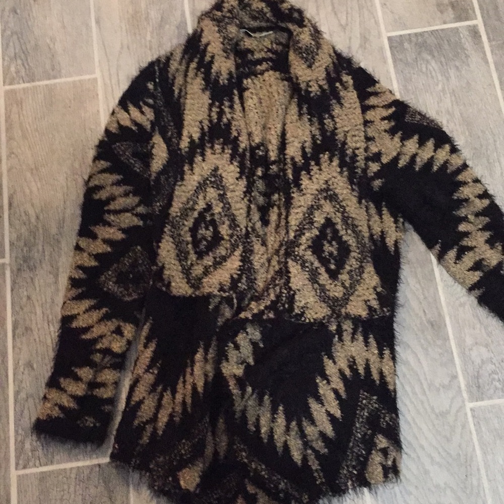 Sweater - Picture 2 of 2